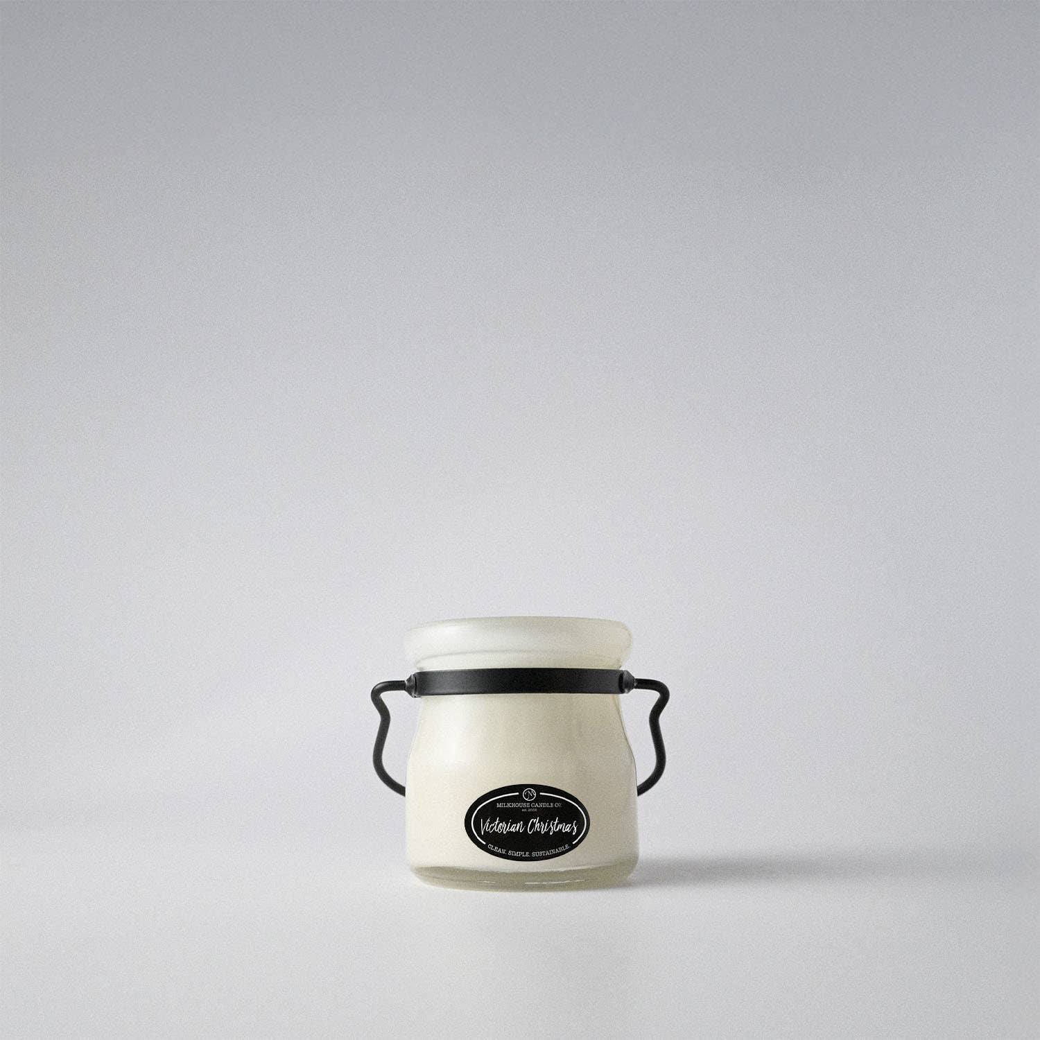 Victorian Christmas Cream Jar Candle: 5 oz